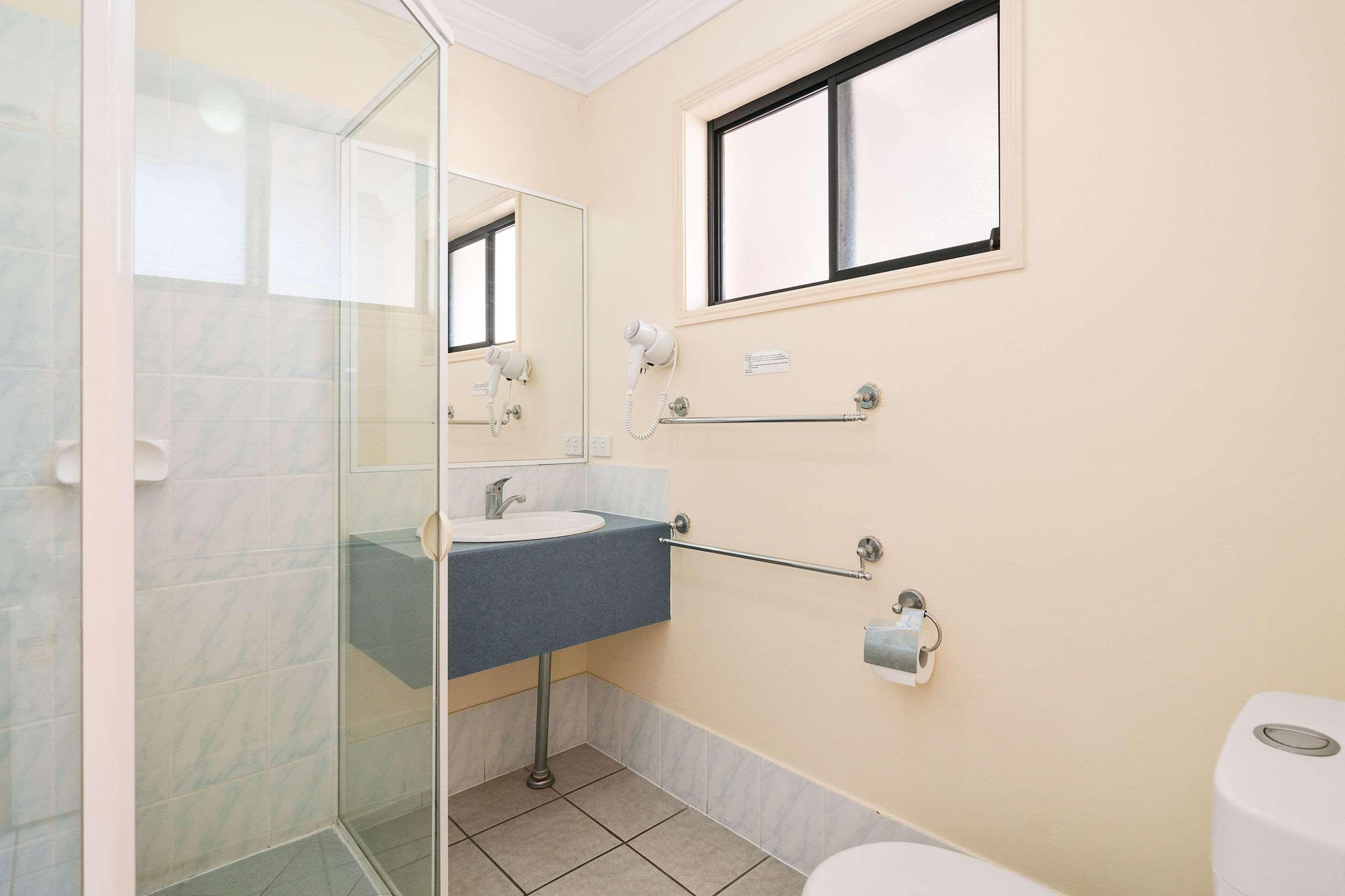 Econo Lodge Waterford Логанлі Екстер'єр фото