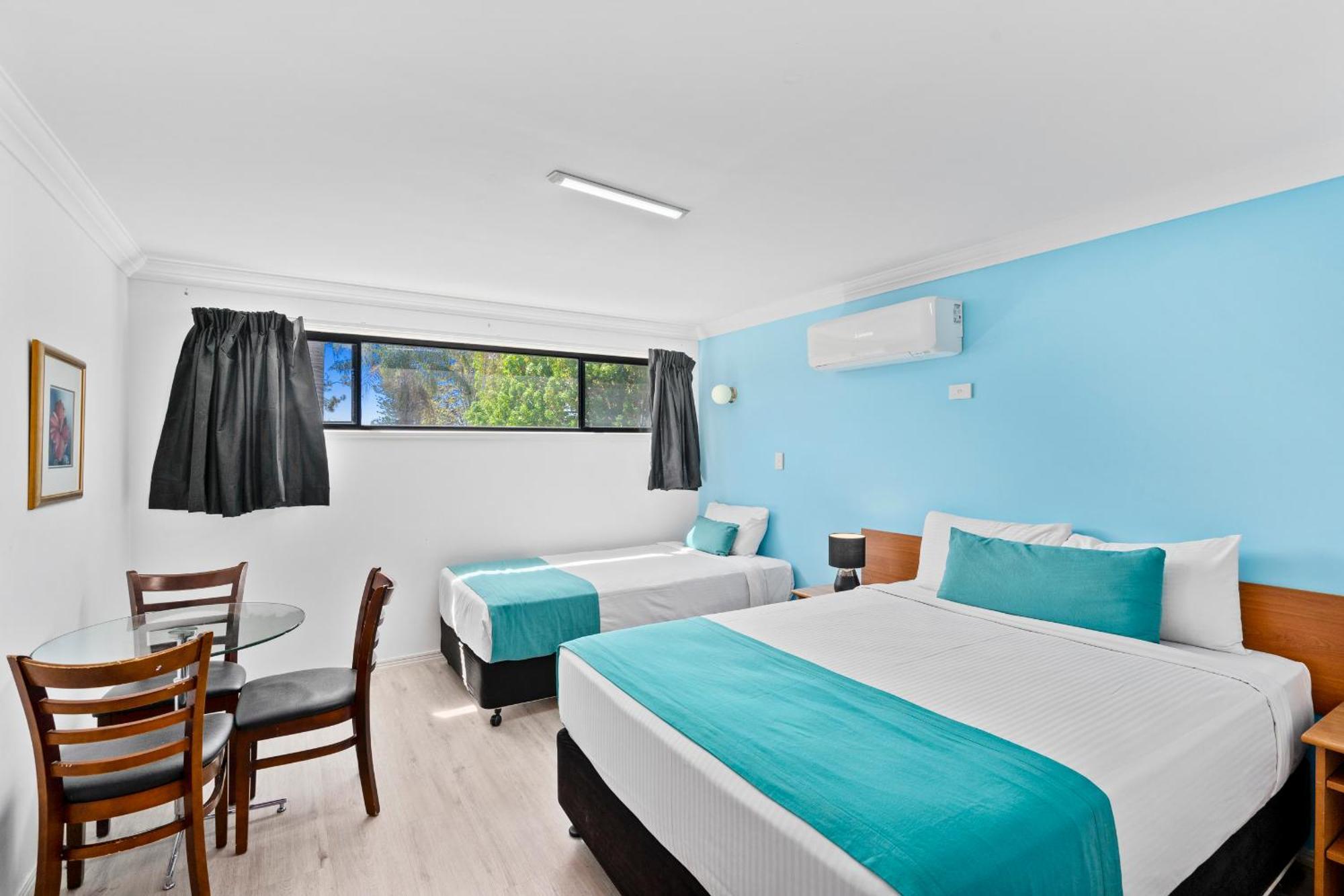 Econo Lodge Waterford Логанлі Екстер'єр фото