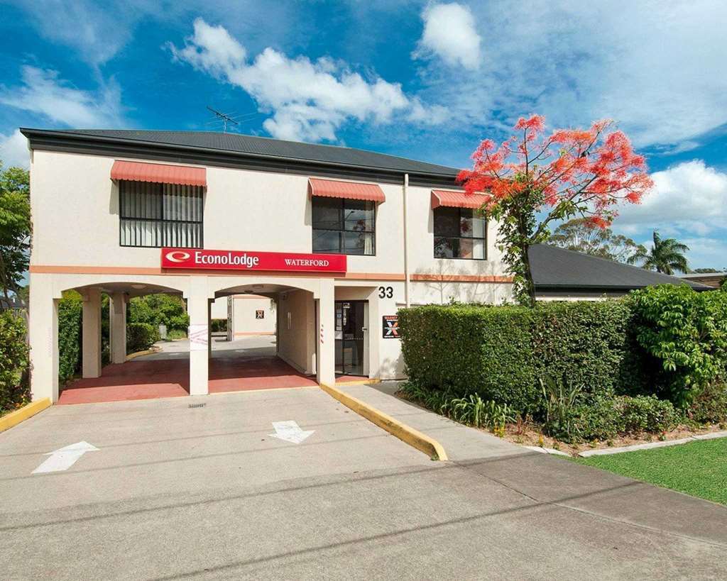Econo Lodge Waterford Логанлі Екстер'єр фото